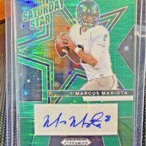 Share 2025 Panini Prizm Draft Picks Marcus Mariota Green Pulsar Saturday Auto #5